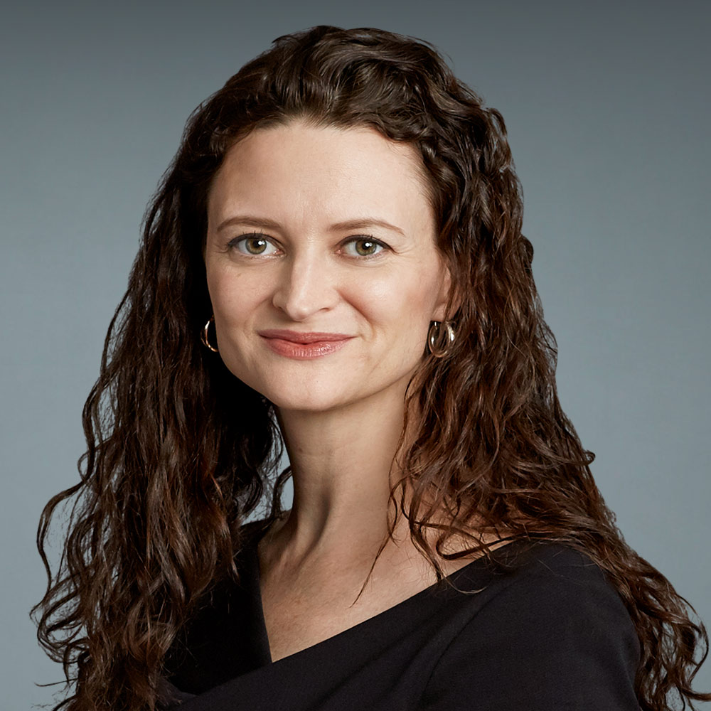 Ellie R. Carmody photo
